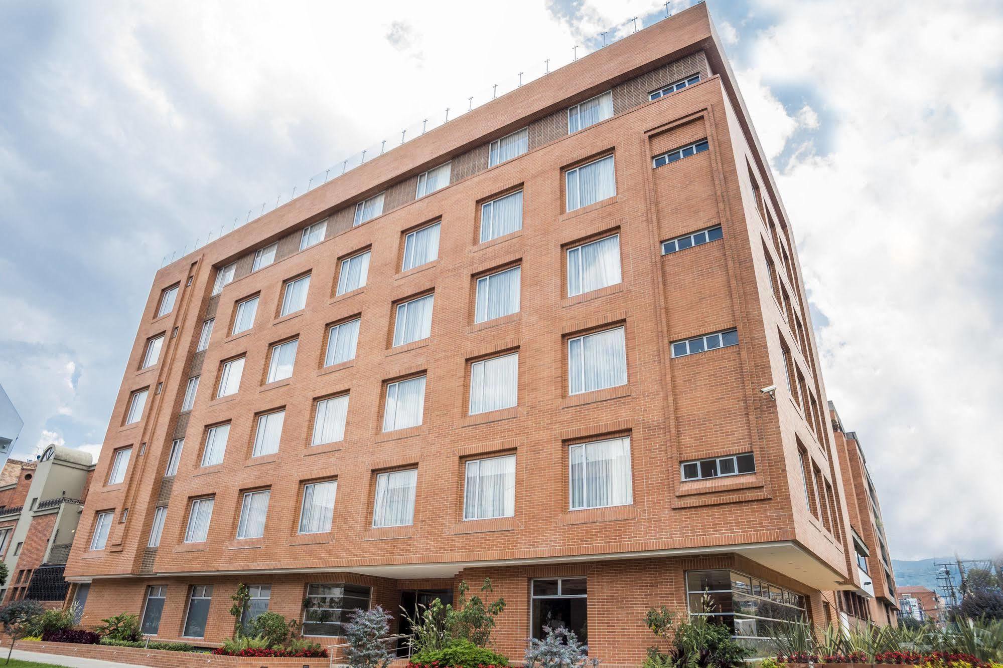 Hotel Plaza Suites Bogotá Exteriör bild